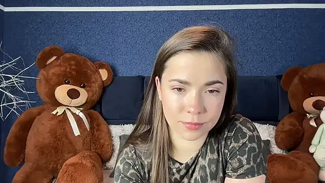 Mika Miller online show from April 14, 2026, 8:14 pm