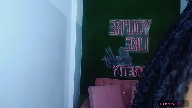 Snapshot of brenda_a_ chatting on September 13, 2025, 1:00 pm brenda a online show from September 13, 2025, 1:00 pm
