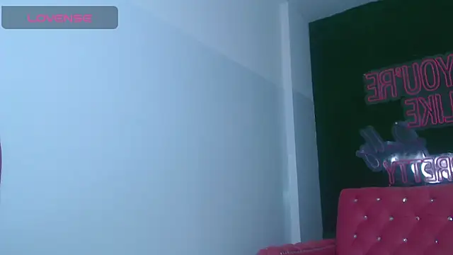 Snapshot of brenda_a_ chatting on February 18, 2025, 1:44 pm brenda a online show from February 18, 2025, 1:44 pm