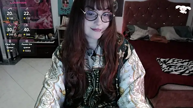 Snapshot of Avril2001 chatting on January 12, 2026, 6:31 am Avril2001 online show from January 12, 2026, 6:31 am