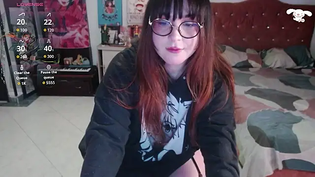 Snapshot of Avril2001 chatting on October 16, 2025, 1:14 am Avril2001 online show from October 16, 2025, 1:14 am