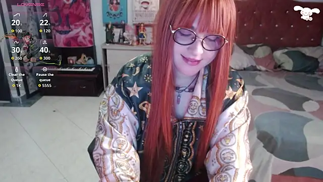 Snapshot of Avril2001 chatting on October 19, 2025, 3:42 am Avril2001 online show from October 19, 2025, 3:42 am