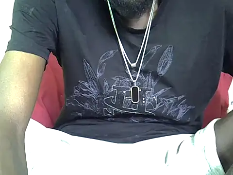 Snapshot of Delicious-D chatting on May 17, 2026, 6:35 am Delicious-D online show from May 17, 2026, 6:35 am