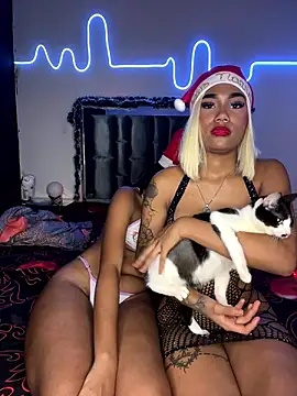 Snapshot of Lya-Kasandra chatting on December 5, 2024, 4:26 am Lya-Kasandra online show from December 5, 2024, 4:26 am