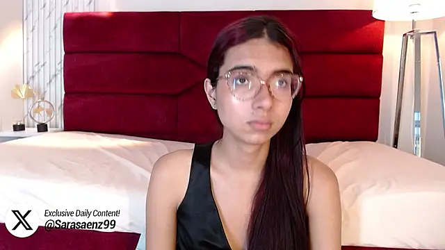 sara saenz99 online show from March 13, 2025, 10:43 pm