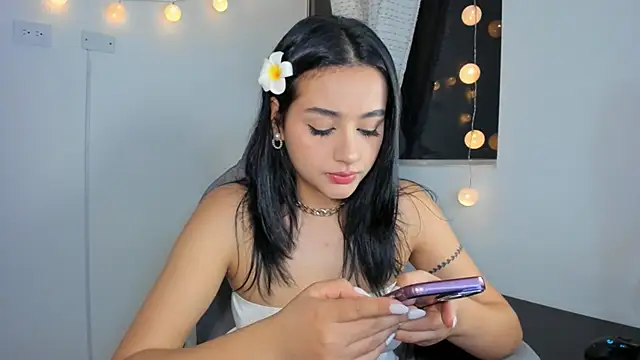 Snapshot of julia_strauns chatting on December 3, 2024, 5:48 am julia strauns online show from December 3, 2024, 5:48 am