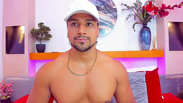 MikeEstevess online show from February 20, 2025, 8:06 am