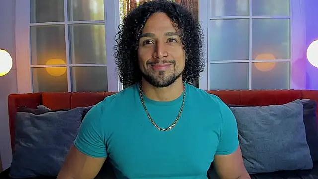 MikeEstevess online show from March 18, 2025, 4:29 am