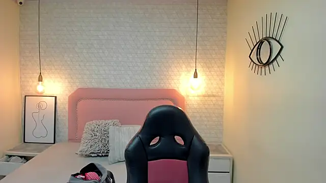 Snapshot of Kittytimberlake chatting on February 5, 2026, 12:23 pm Kittytimberlake online show from February 5, 2026, 12:23 pm