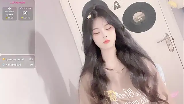 Qedgjwyz1 online show from March 12, 2025, 3:35 am