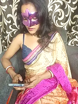 Snapshot of REVA_DARLING chatting on February 25, 2026, 11:43 am REVA DARLING online show from February 25, 2026, 11:43 am