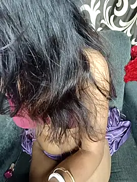 Snapshot of REVA_DARLING chatting on February 2, 2026, 3:11 pm REVA DARLING online show from February 2, 2026, 3:11 pm