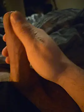 ruffuuss online show from April 18, 2026, 6:49 am