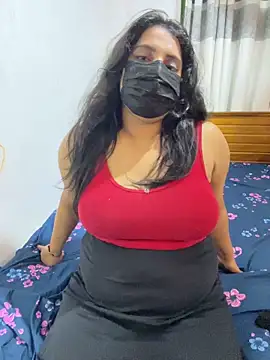 NOORA-GIRL online show from April 25, 2026, 5:43 am