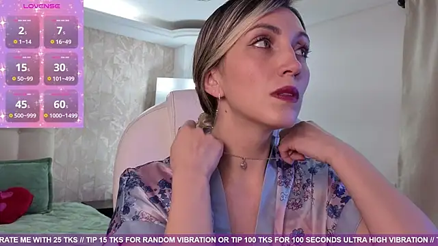 Snapshot of anny_sweet72 chatting on December 2, 2025, 12:07 pm anny sweet72 online show from December 2, 2025, 12:07 pm