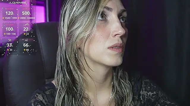 Snapshot of anny_sweet72 chatting on April 21, 2026, 12:01 pm anny sweet72 online show from April 21, 2026, 12:01 pm