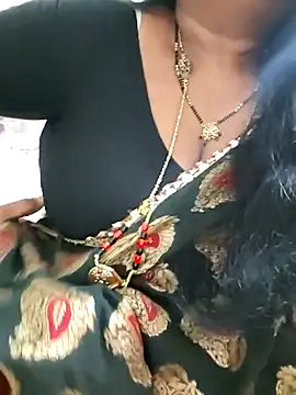 Snapshot of Swapna_143 chatting on July 16, 2026, 4:37 pm Swapna 143 online show from July 16, 2026, 4:37 pm