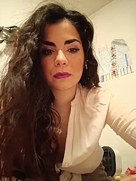 Snapshot of Saturnia_Yvonne chatting on February 26, 2025, 5:53 pm Saturnia Yvonne online show from February 26, 2025, 5:53 pm