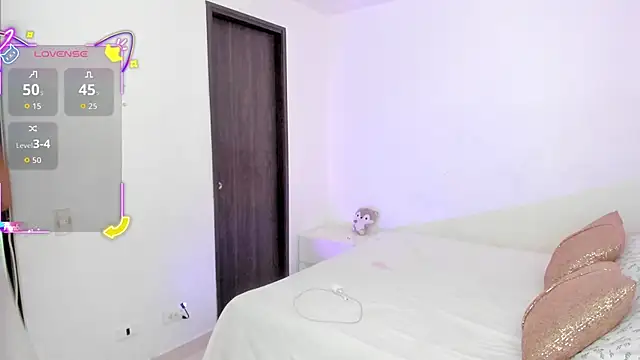 Snapshot of CataLesmes chatting on November 12, 2025, 5:50 pm CataLesmes online show from November 12, 2025, 5:50 pm