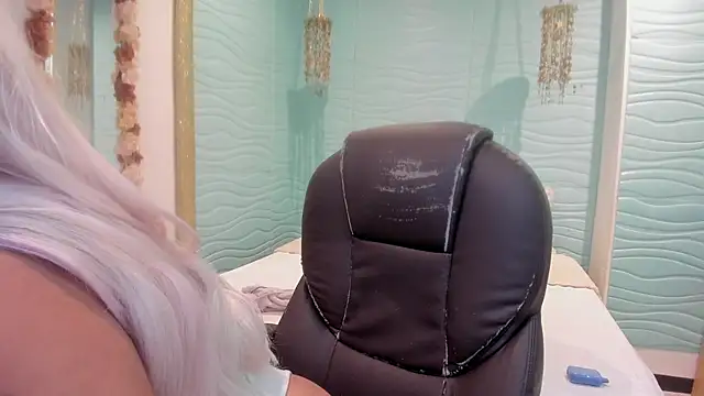 Snapshot of cherry_chel chatting on May 28, 2026, 8:04 pm cherry chel online show from May 28, 2026, 8:04 pm