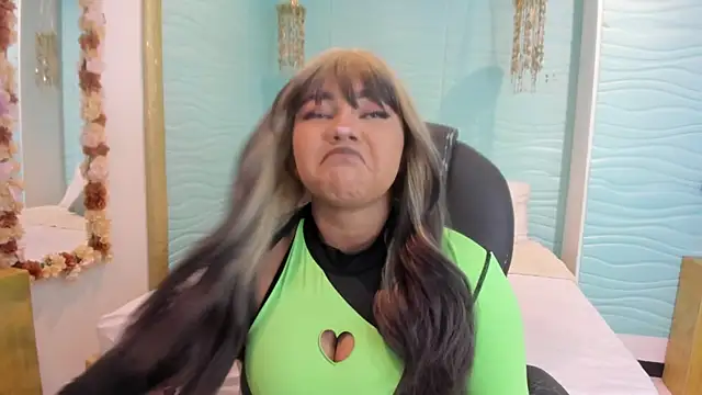 Snapshot of cherry_chel chatting on May 16, 2026, 9:47 pm cherry chel online show from May 16, 2026, 9:47 pm