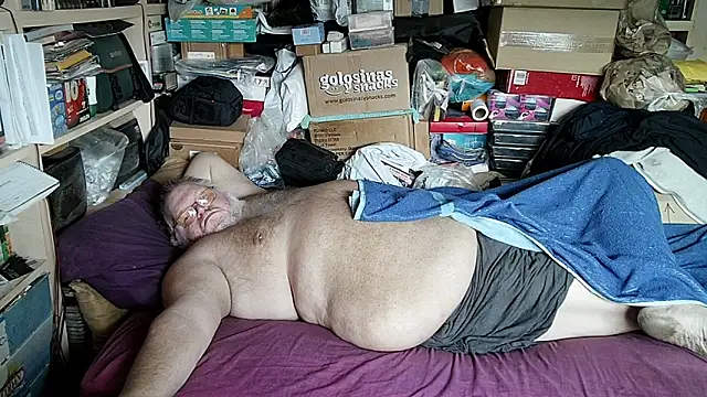 Snapshot of hadeszeuss2 chatting on November 15, 2025, 2:21 pm hadeszeuss2 online show from November 15, 2025, 2:21 pm