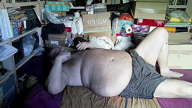 Snapshot of hadeszeuss2 chatting on October 24, 2025, 3:00 pm hadeszeuss2 online show from October 24, 2025, 3:00 pm