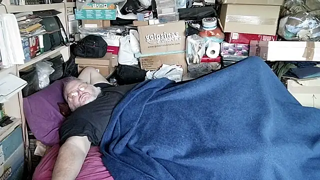 Snapshot of hadeszeuss2 chatting on December 21, 2025, 3:03 pm hadeszeuss2 online show from December 21, 2025, 3:03 pm