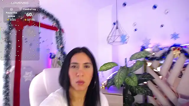 Snapshot of Camille_jhonson chatting on November 23, 2025, 11:09 am Camille jhonson online show from November 23, 2025, 11:09 am