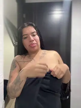 Devilsweet17 online show from February 26, 2026, 11:05 pm