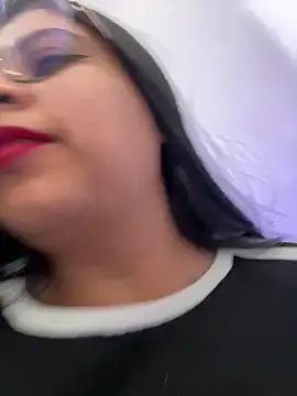 Devilsweet17 online show from February 3, 2026, 10:04 pm