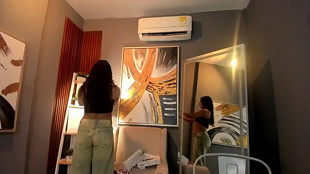 Snapshot of emma_alice_ chatting on October 7, 2025, 12:17 pm emma alice online show from October 7, 2025, 12:17 pm