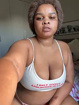 Snapshot of NaughtyKelly28 chatting on November 22, 2025, 1:21 pm NaughtyKelly28 online show from November 22, 2025, 1:21 pm