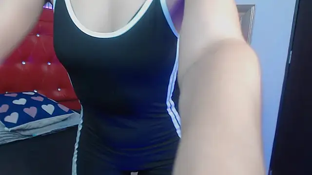 sophia  sweet1 online show from October 16, 2025, 1:36 am