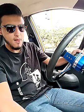 mosmar 20 online show from January 27, 2025, 7:46 pm