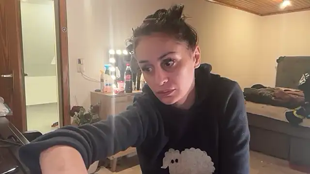 JeSuisUnTapin online show from January 10, 2026, 5:30 pm