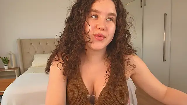 Ariella Sol online show from February 8, 2026, 7:22 pm