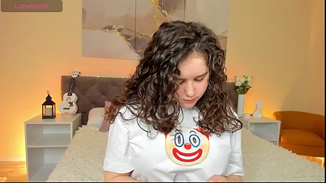 Ariella Sol online show from February 3, 2025, 1:09 am