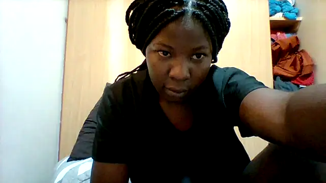 pretty brina online show from November 11, 2025, 10:10 am