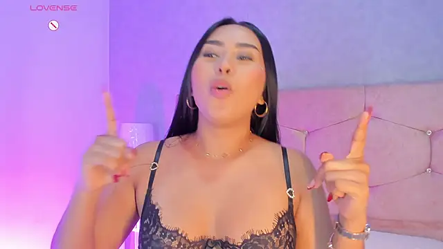 Cameliaa Smiith online show from September 19, 2025, 7:01 am