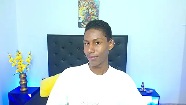 Snapshot of maiki18_ chatting on October 4, 2025, 2:29 pm maiki18 online show from October 4, 2025, 2:29 pm