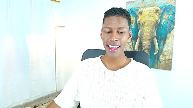 Snapshot of maiki18_ chatting on September 20, 2025, 2:00 pm maiki18 online show from September 20, 2025, 2:00 pm