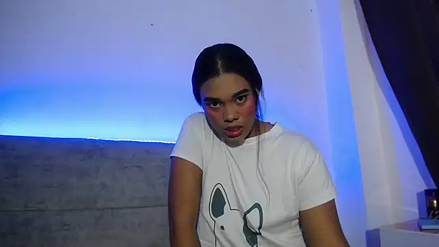Snapshot of Dena_k_ chatting on November 3, 2025, 9:18 pm Dena k online show from November 3, 2025, 9:18 pm