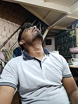 rayhan085 online show from September 21, 2025, 10:48 pm