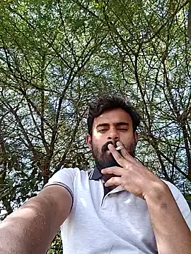 rayhan085 online show from December 18, 2025, 8:52 am