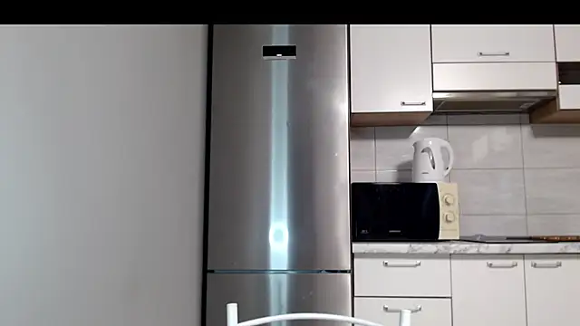 Snapshot of SierraSky_ chatting on May 19, 2026, 5:20 pm SierraSky online show from May 19, 2026, 5:20 pm