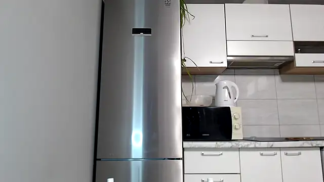 SierraSky  online show from September 30, 2025, 5:19 pm