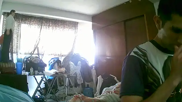 jperezofficial1 online show from December 1, 2025, 5:03 pm