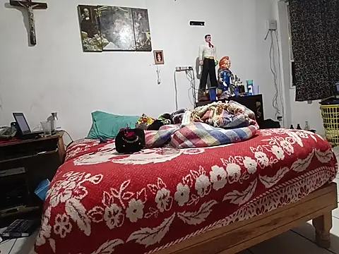 jperezofficial1 online show from December 3, 2025, 6:47 am