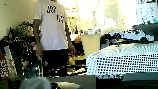 jperezofficial1 online show from November 3, 2025, 8:12 pm